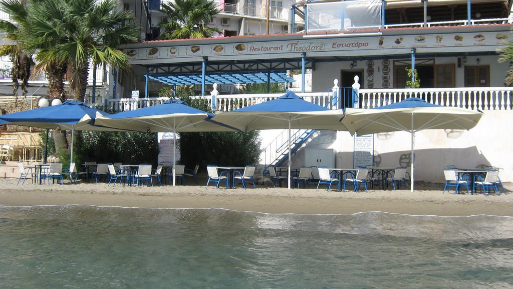 Oasis Hotel Theodoros & Litsa Galaris Agia Marina  Exterior foto
